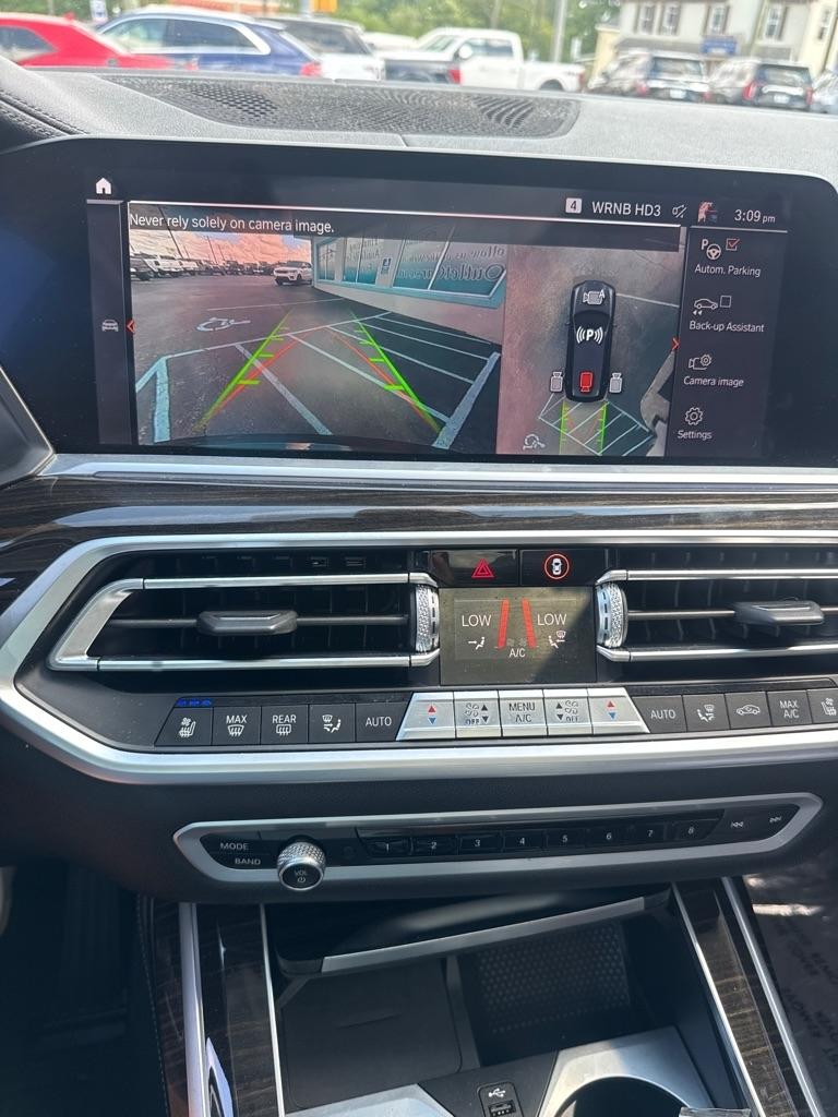 BMW X7 xDrive40i Sports Activity Vehicle 2020