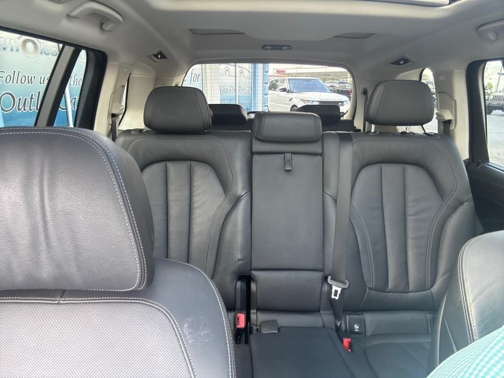 BMW X7 xDrive40i Sports Activity Vehicle 2020