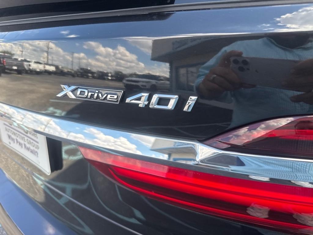 BMW X7 xDrive40i Sports Activity Vehicle 2020