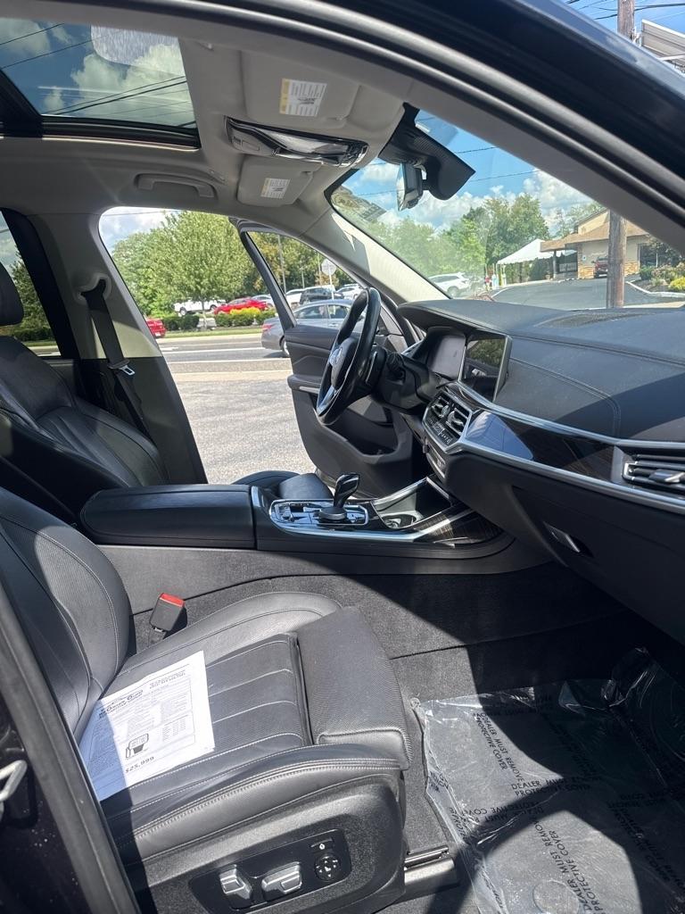 BMW X7 xDrive40i Sports Activity Vehicle 2020