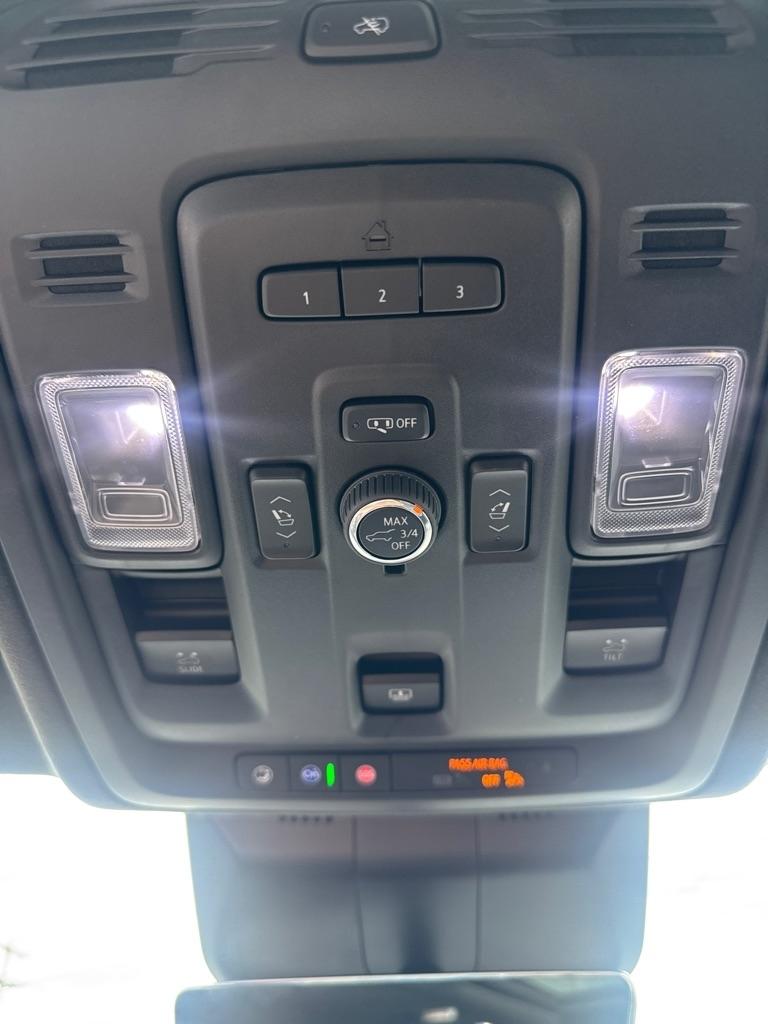 Cadillac Escalade ESV AWD 4dr V-Series 2024