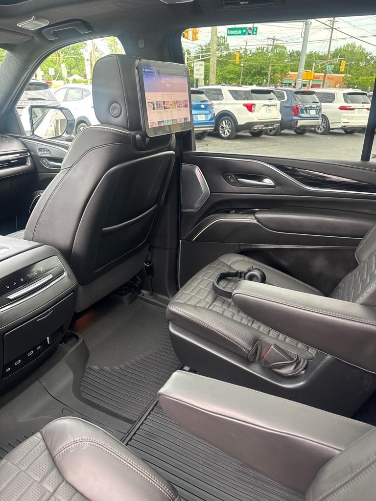 Cadillac Escalade ESV AWD 4dr V-Series 2024