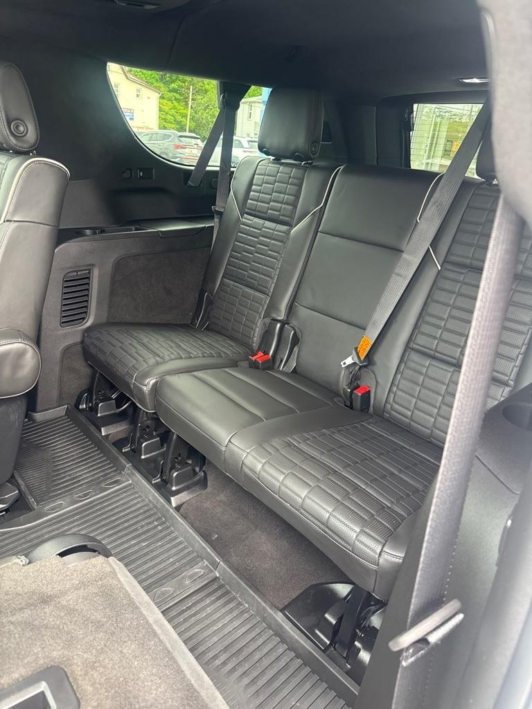Cadillac Escalade ESV AWD 4dr V-Series 2024