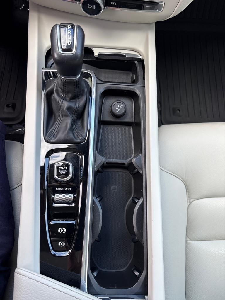 Volvo S60 T6 AWD Momentum 2019