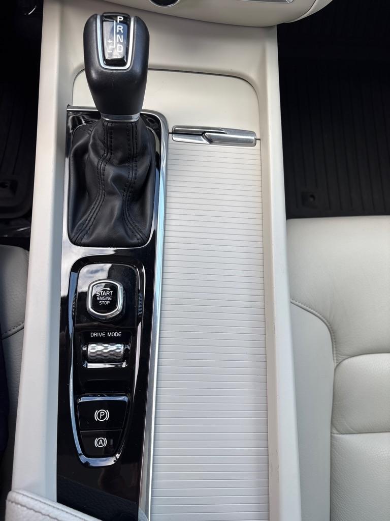 Volvo S60 T6 AWD Momentum 2019