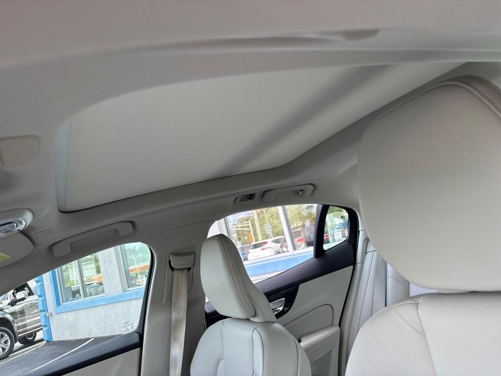 Volvo S60 T6 AWD Momentum 2019