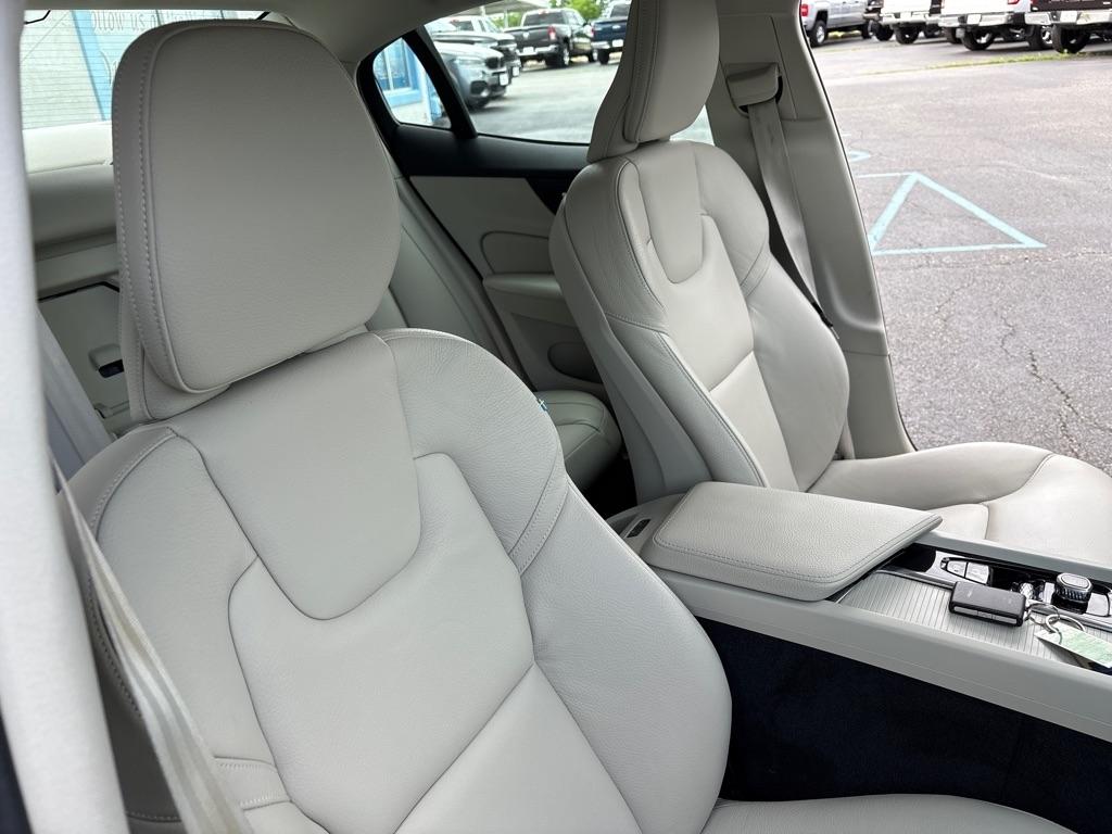 Volvo S60 T6 AWD Momentum 2019