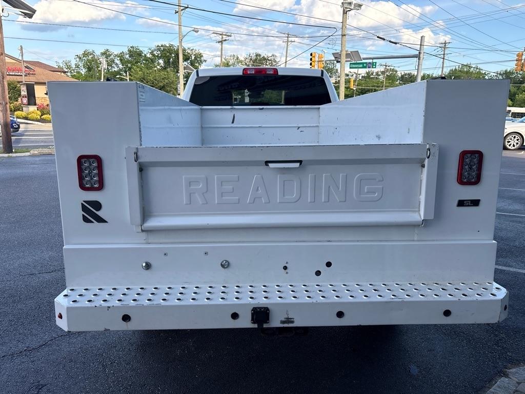 RAM 3500 Tradesman 4x4 Crew Cab 8' Box 2023
