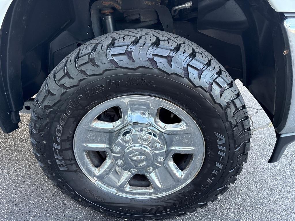 RAM 3500 Tradesman 4x4 Crew Cab 8' Box 2023