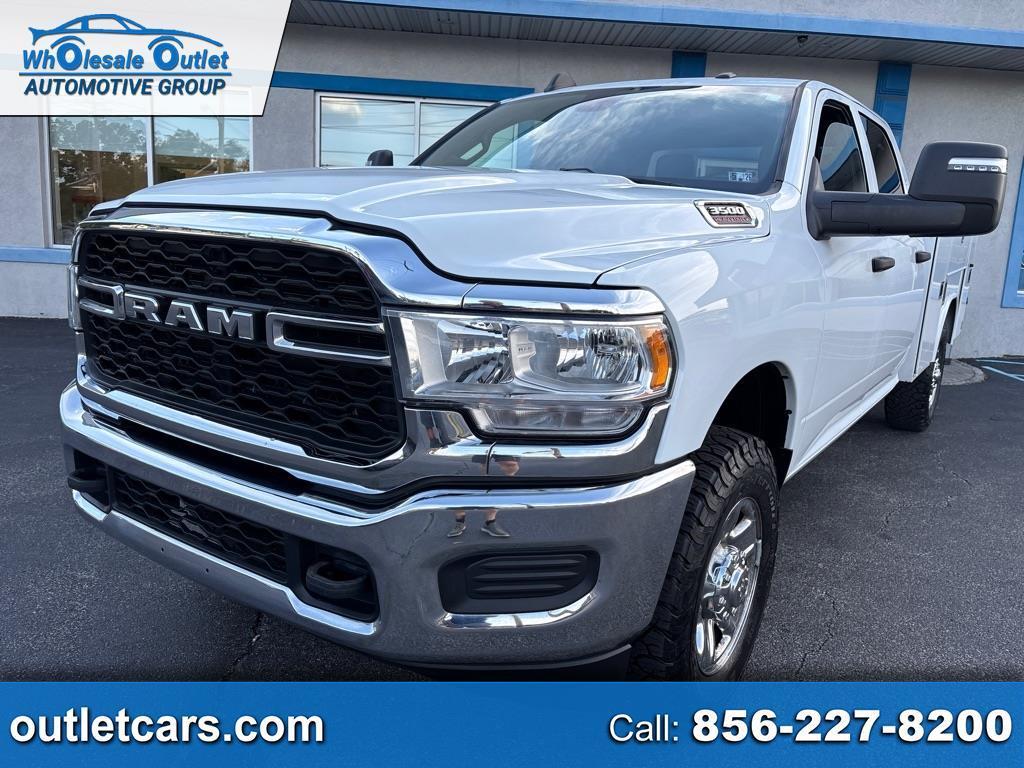 2023 RAM 3500 Tradesman 4x4 Crew Cab 8' Box