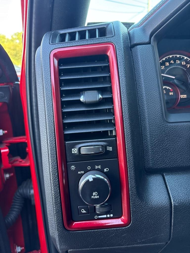 RAM 1500 Rebel 4x4 Crew Cab 5'7" Box 2017