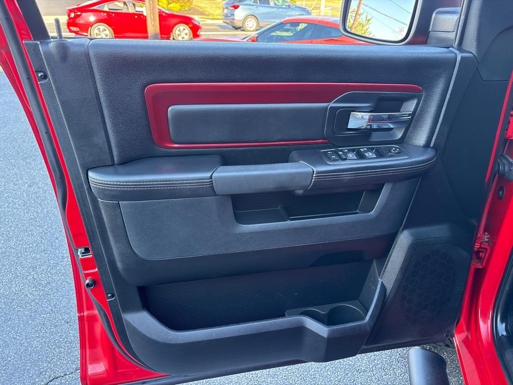 RAM 1500 Rebel 4x4 Crew Cab 5'7" Box 2017