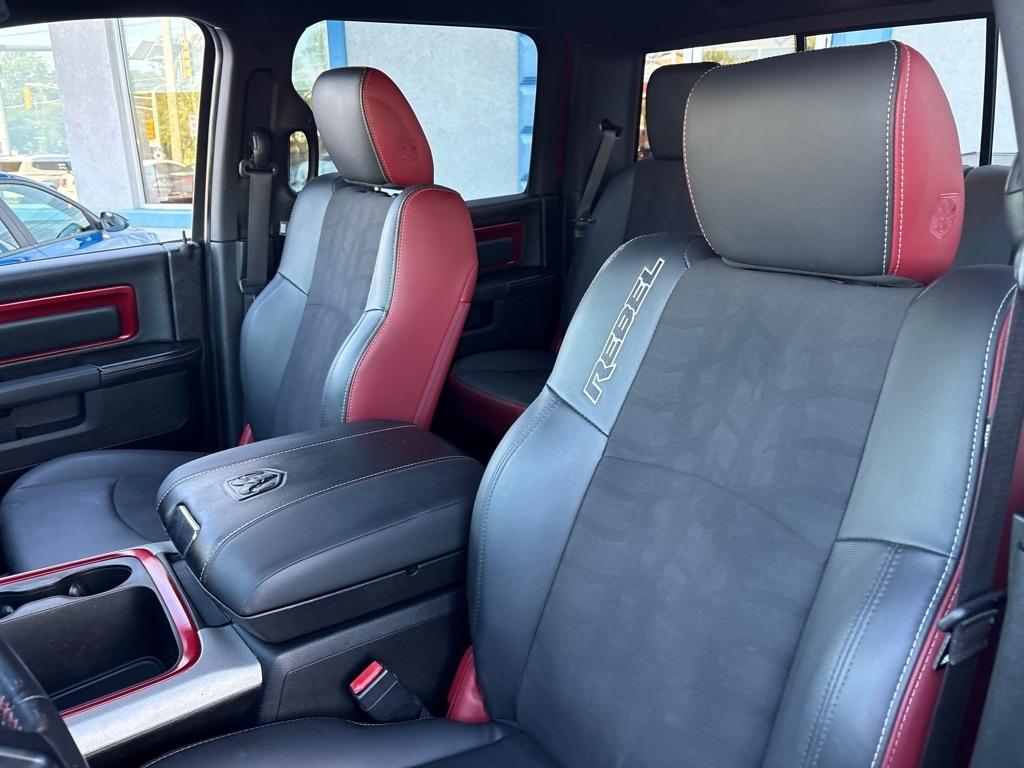 RAM 1500 Rebel 4x4 Crew Cab 5'7" Box 2017