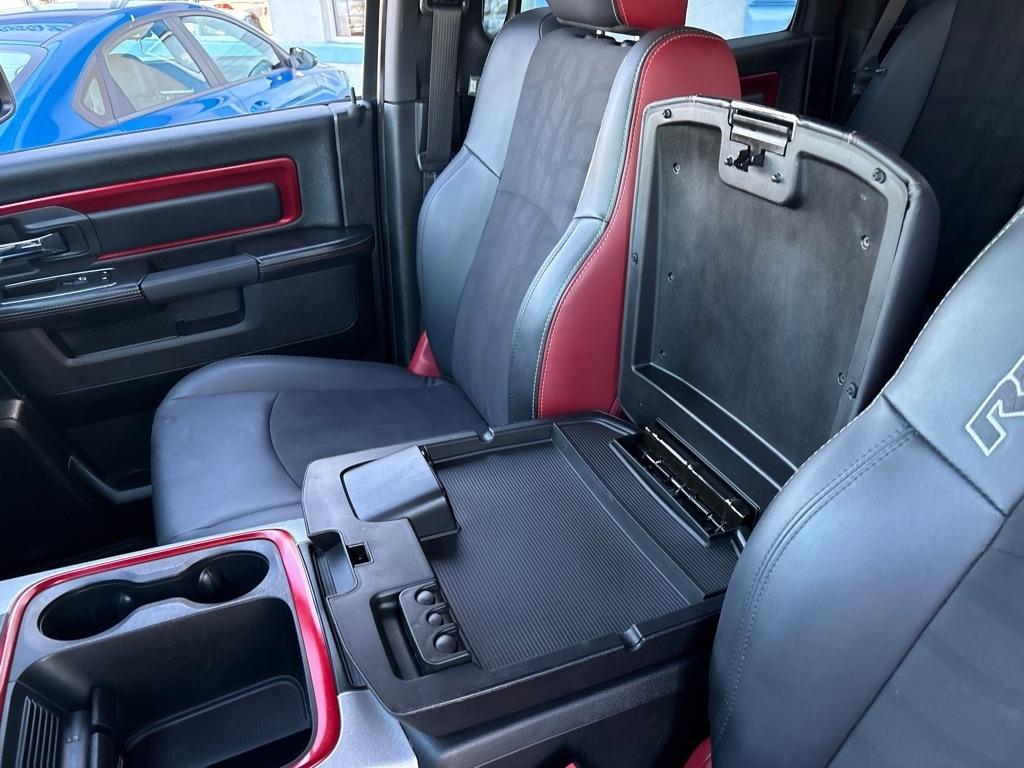 RAM 1500 Rebel 4x4 Crew Cab 5'7" Box 2017