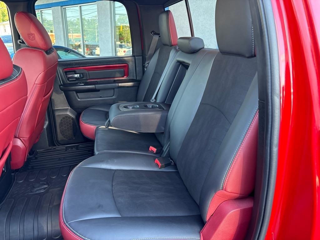 RAM 1500 Rebel 4x4 Crew Cab 5'7" Box 2017