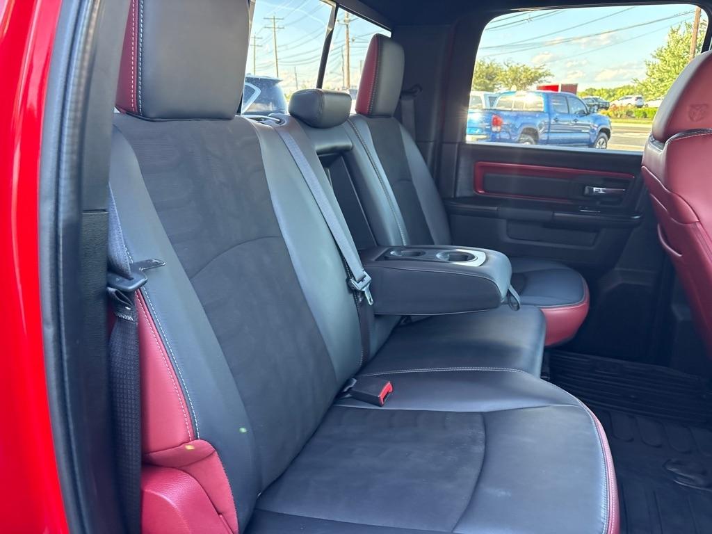 RAM 1500 Rebel 4x4 Crew Cab 5'7" Box 2017