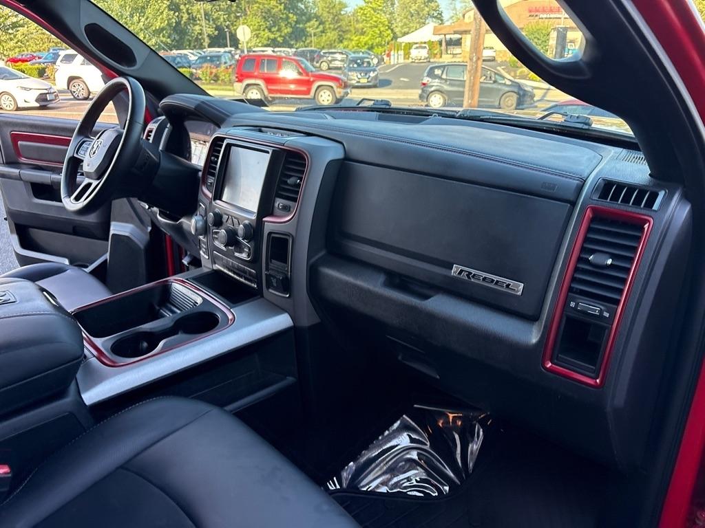 RAM 1500 Rebel 4x4 Crew Cab 5'7" Box 2017