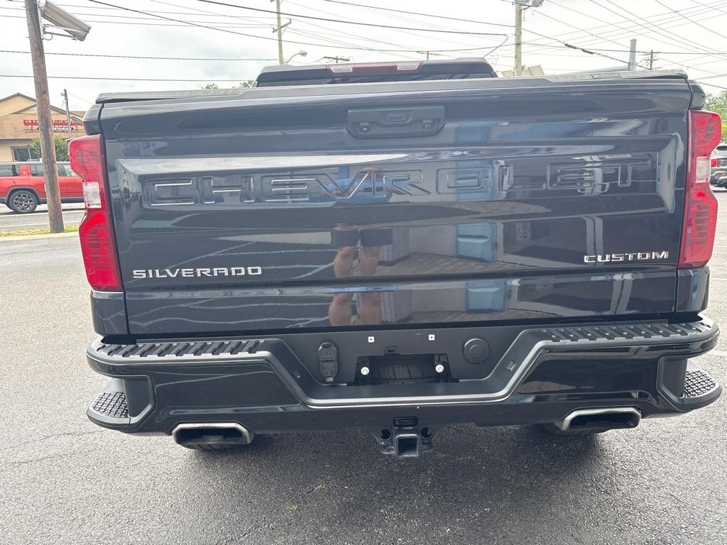 Chevrolet Silverado 1500 4WD Crew Cab 147" Custom Trail Boss 2022