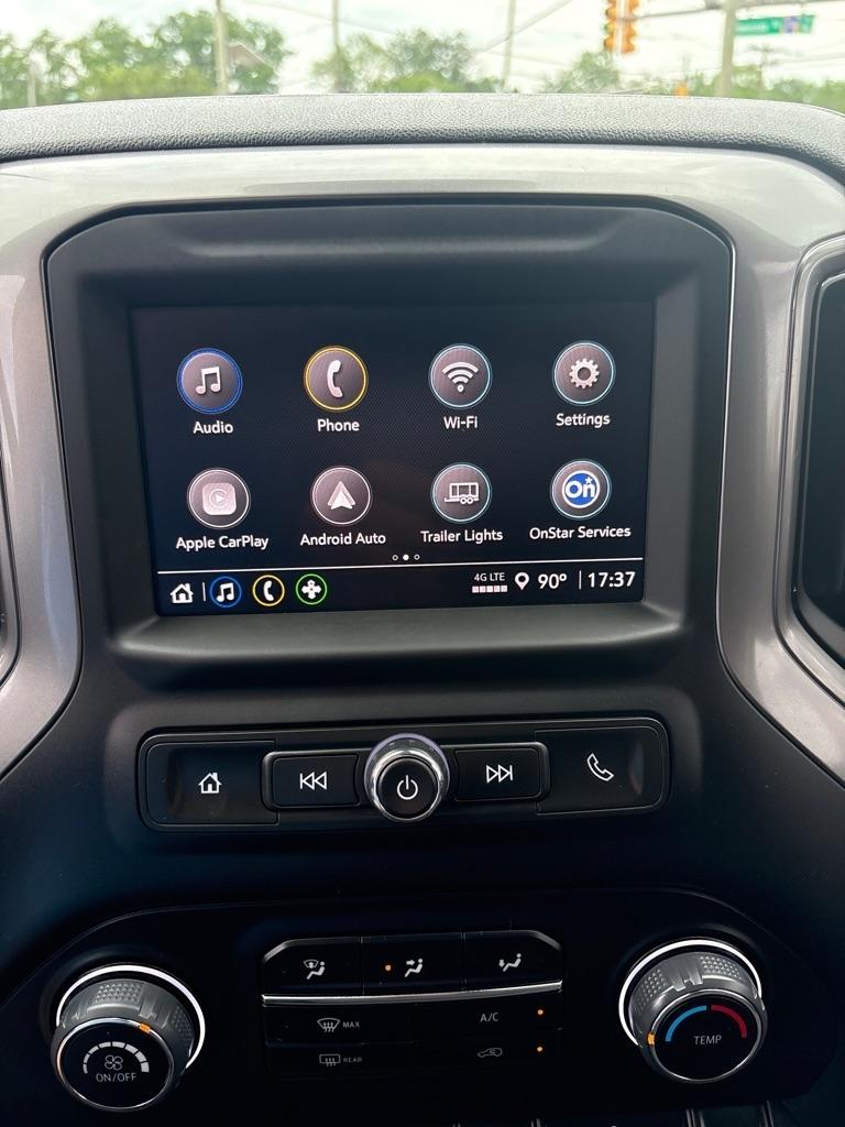 Chevrolet Silverado 1500 4WD Crew Cab 147" Custom Trail Boss 2022