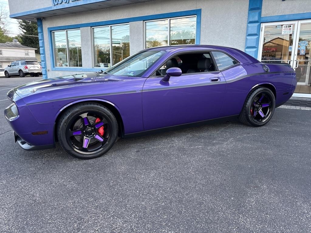 Dodge Challenger 2dr Cpe SRT8 2010