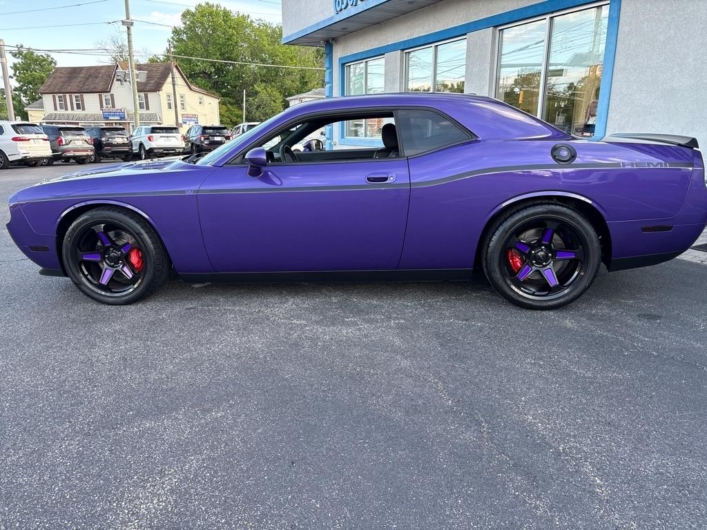 Dodge Challenger 2dr Cpe SRT8 2010