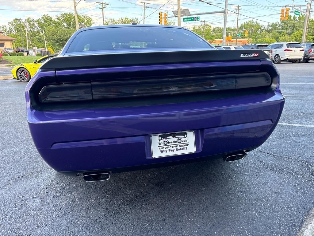 Dodge Challenger 2dr Cpe SRT8 2010