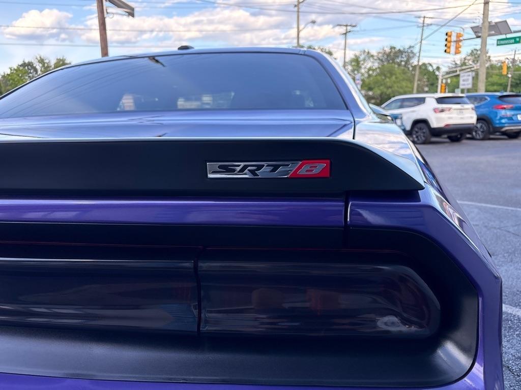 Dodge Challenger 2dr Cpe SRT8 2010