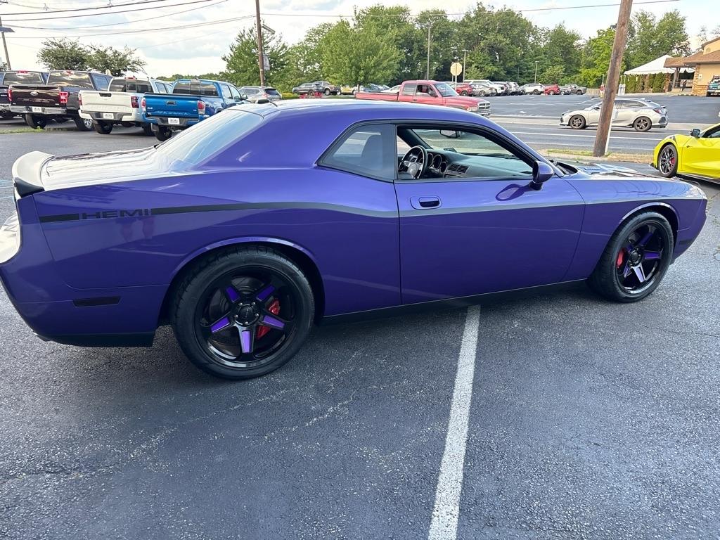 Dodge Challenger 2dr Cpe SRT8 2010