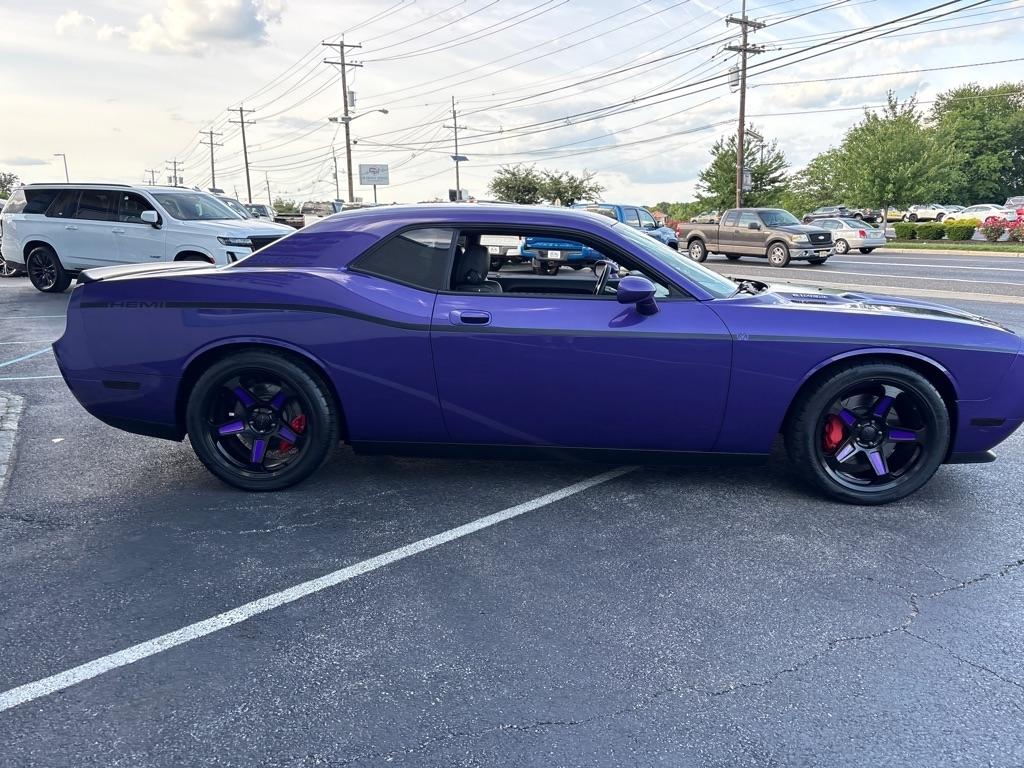 Dodge Challenger 2dr Cpe SRT8 2010