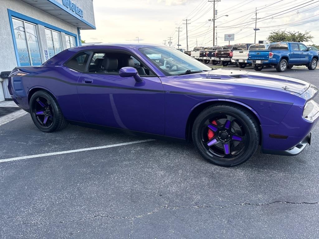 Dodge Challenger 2dr Cpe SRT8 2010