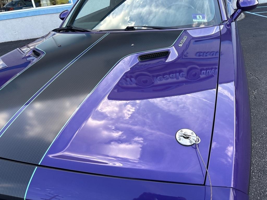 Dodge Challenger 2dr Cpe SRT8 2010