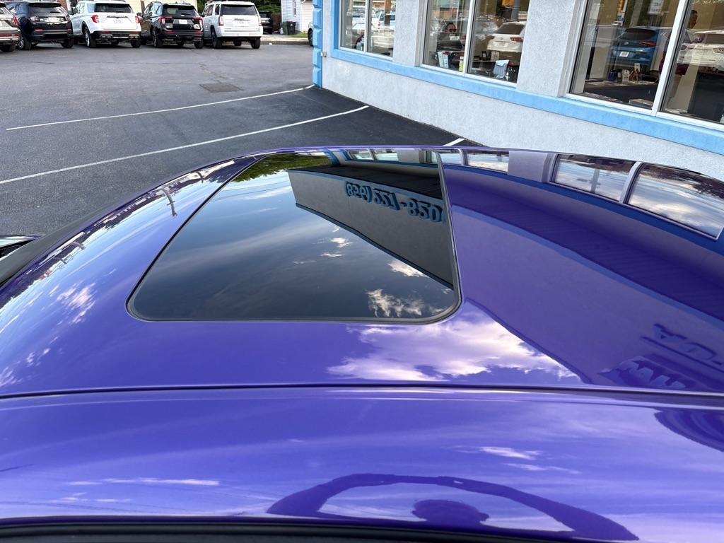 Dodge Challenger 2dr Cpe SRT8 2010