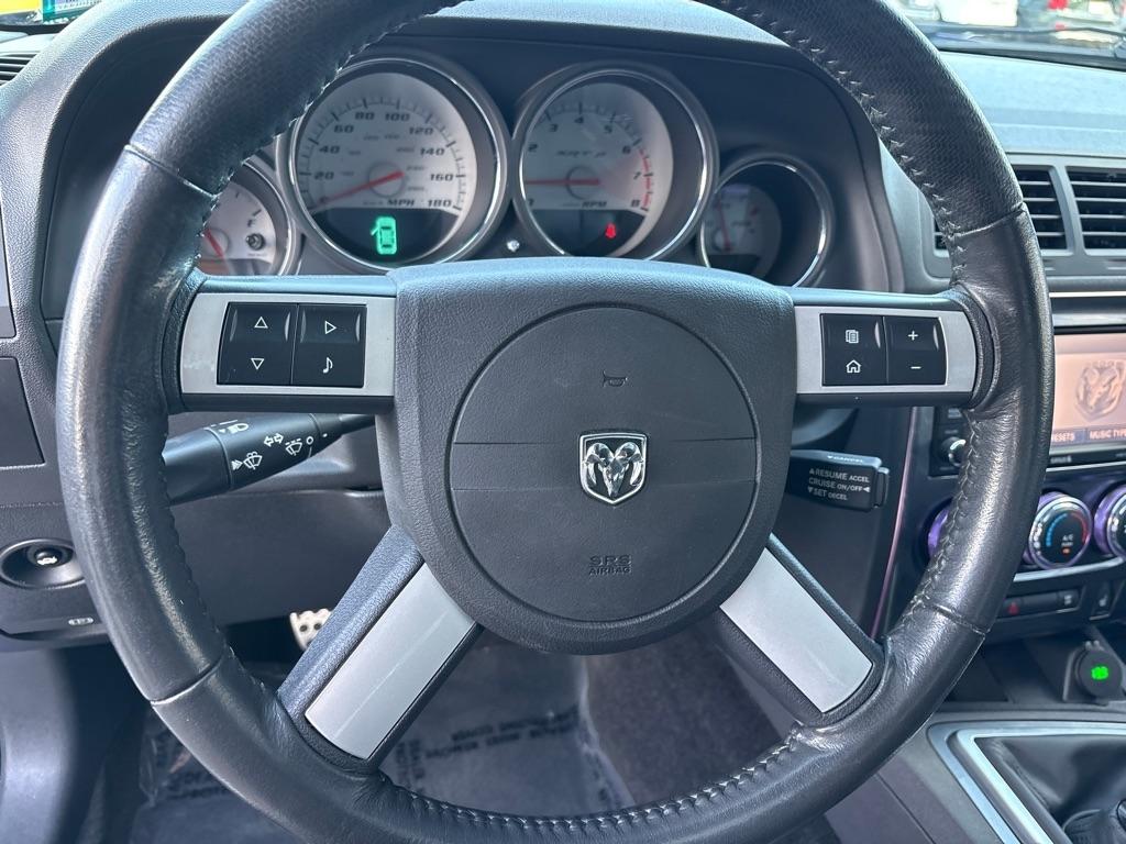 Dodge Challenger 2dr Cpe SRT8 2010