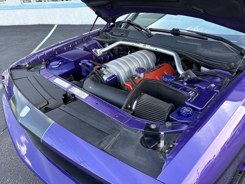 Dodge Challenger 2dr Cpe SRT8 2010
