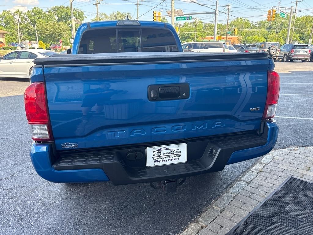 Toyota Tacoma 4WD Double Cab LB V6 AT TRD Off Road (Natl) 2016