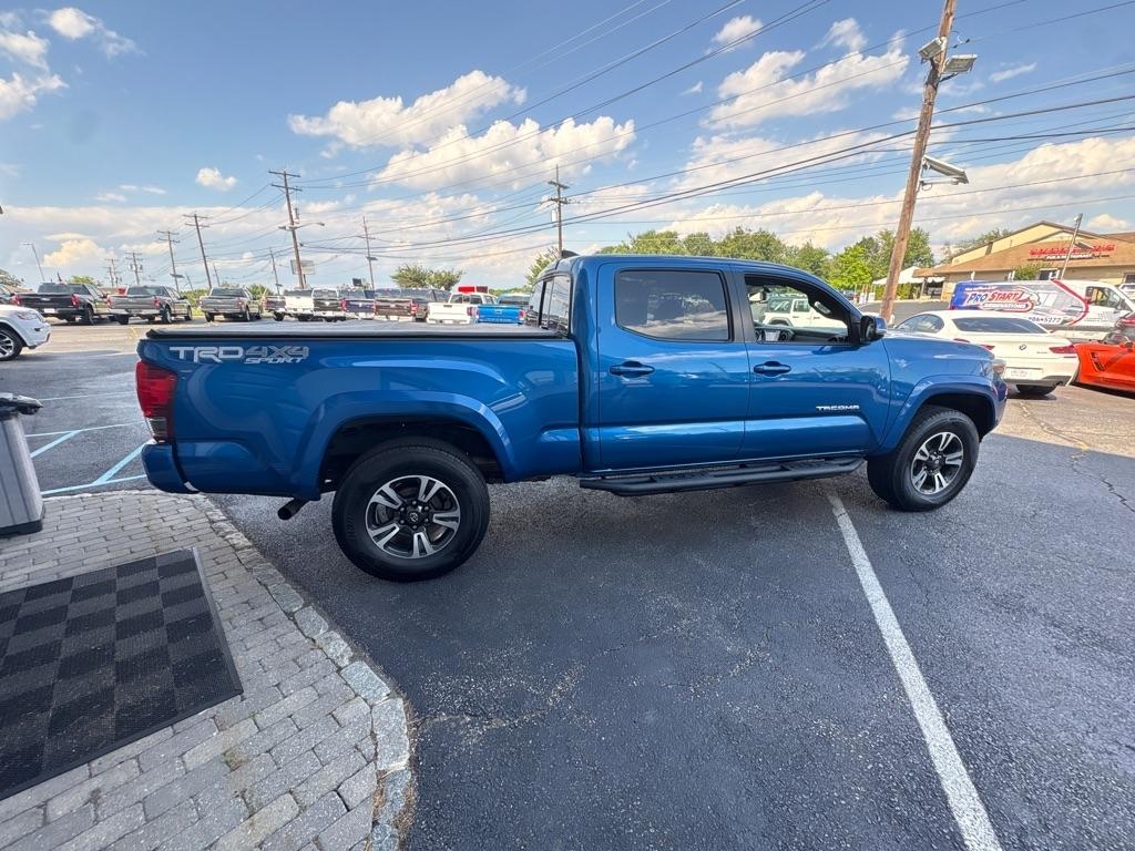 Toyota Tacoma 4WD Double Cab LB V6 AT TRD Off Road (Natl) 2016