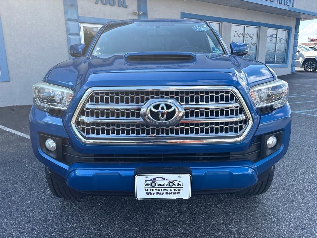 Toyota Tacoma 4WD Double Cab LB V6 AT TRD Off Road (Natl) 2016