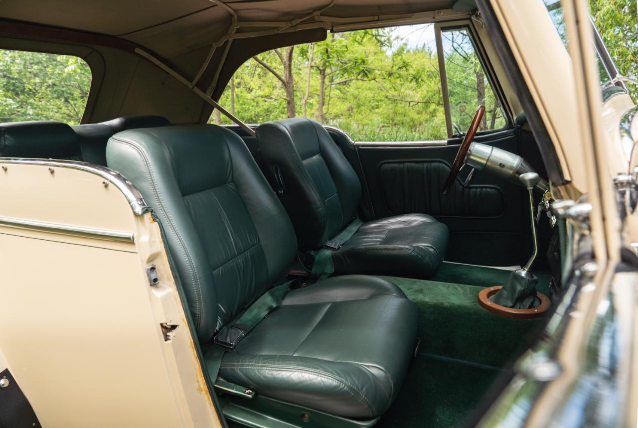 Willys Jeepster  1950