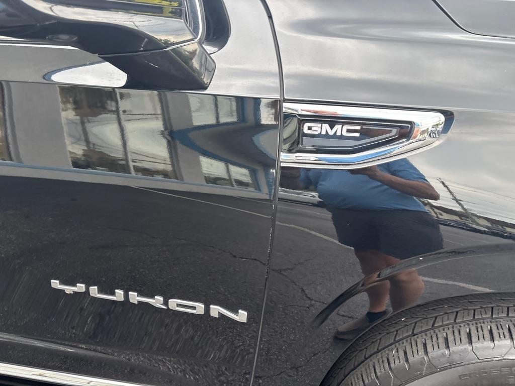 GMC Yukon 4WD 4dr SLT 2021