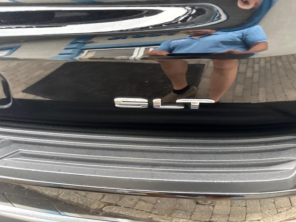 GMC Yukon 4WD 4dr SLT 2021