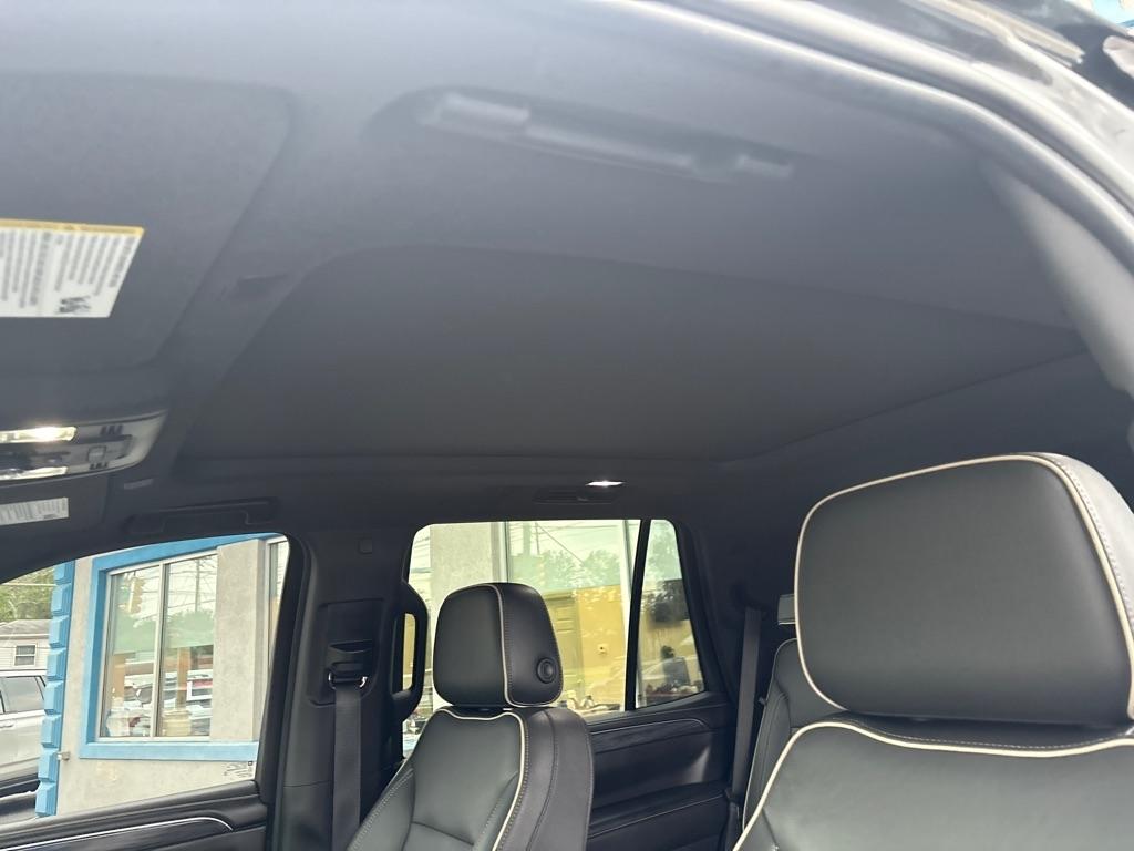 GMC Yukon 4WD 4dr SLT 2021