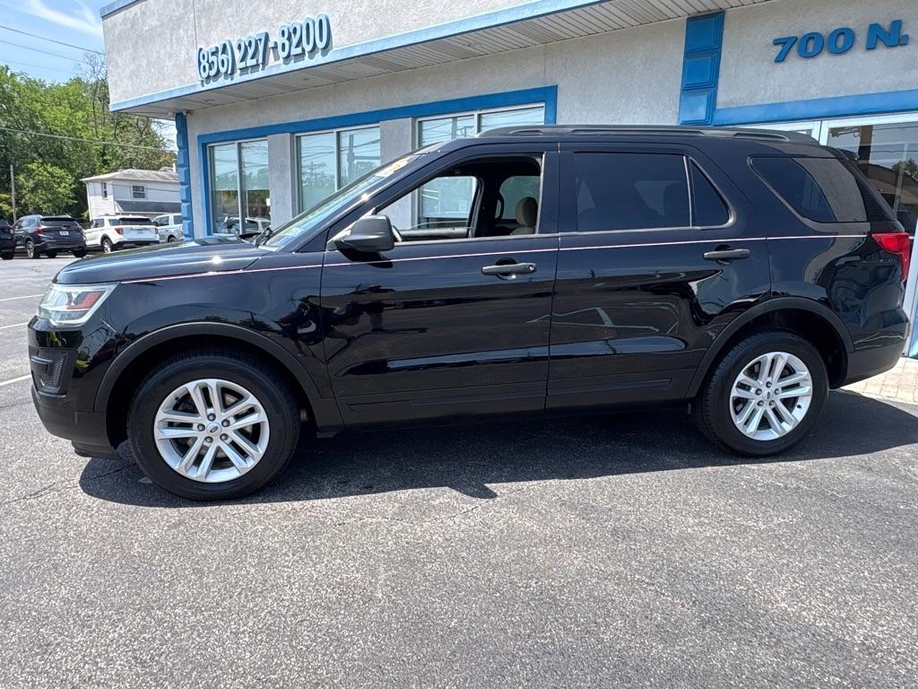 Ford Explorer Base 4WD 2017