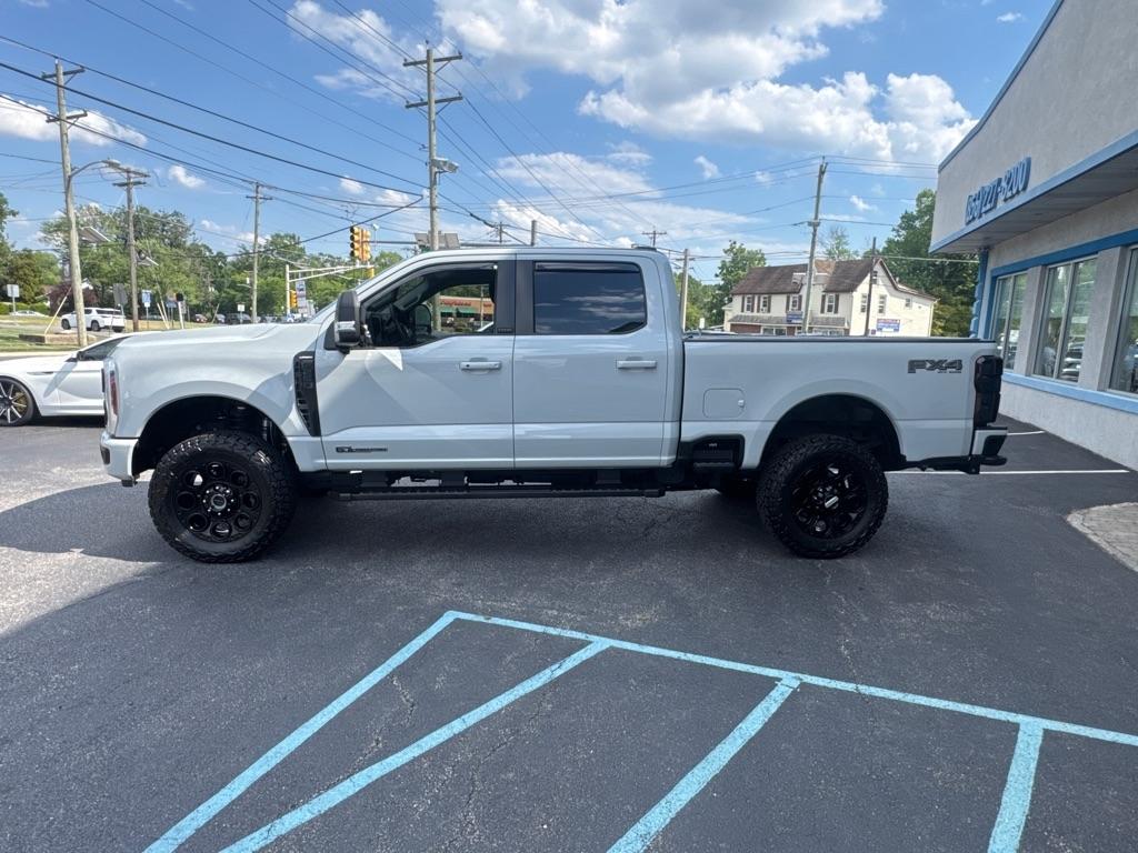 Ford Super Duty F-250 SRW Lariat 4WD SuperCab 6.75' Box 2025