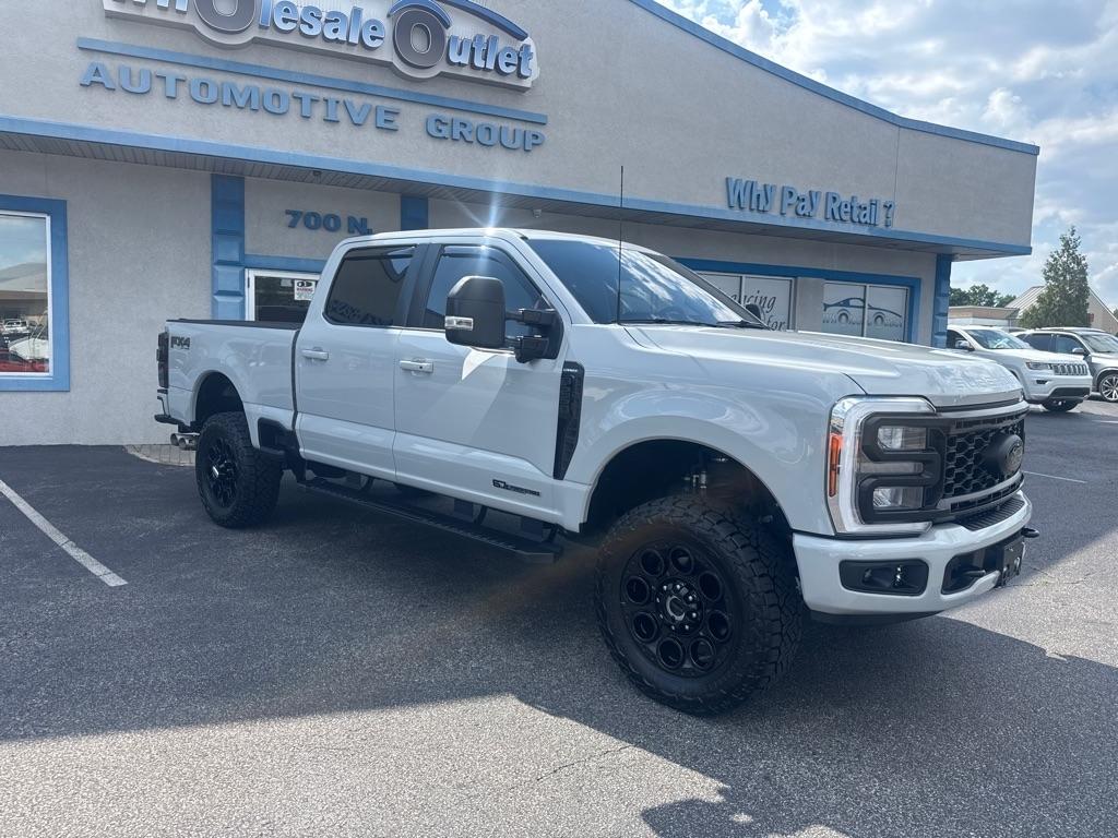 Ford Super Duty F-250 SRW Lariat 4WD SuperCab 6.75' Box 2025
