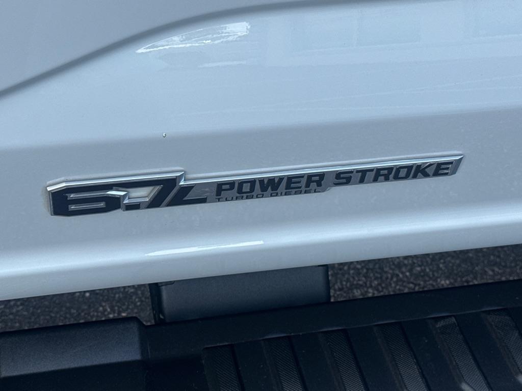 Ford Super Duty F-250 SRW Lariat 4WD SuperCab 6.75' Box 2025