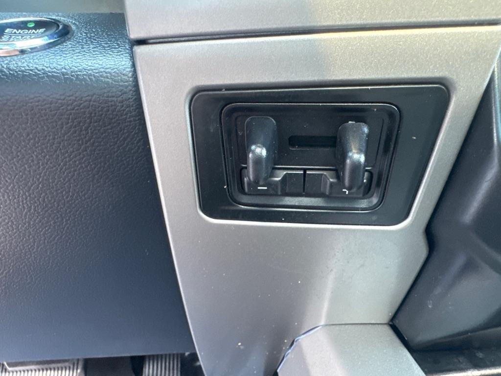 Ford Super Duty F-250 SRW King Ranch 4WD Crew Cab 8' Box 2022
