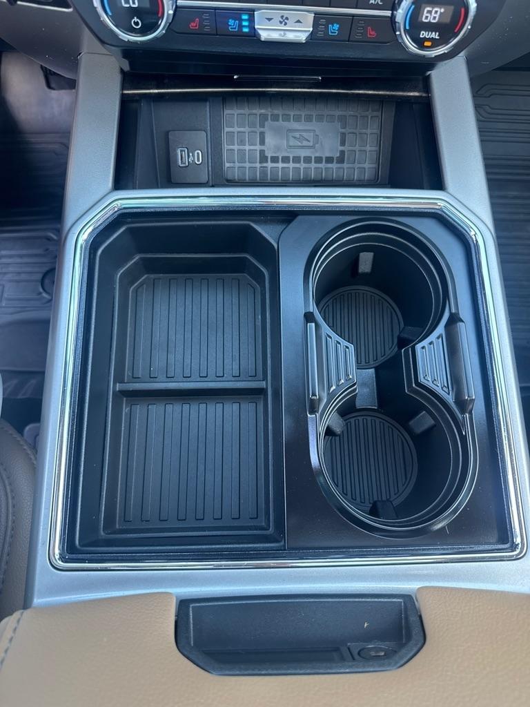 Ford Super Duty F-250 SRW King Ranch 4WD Crew Cab 8' Box 2022