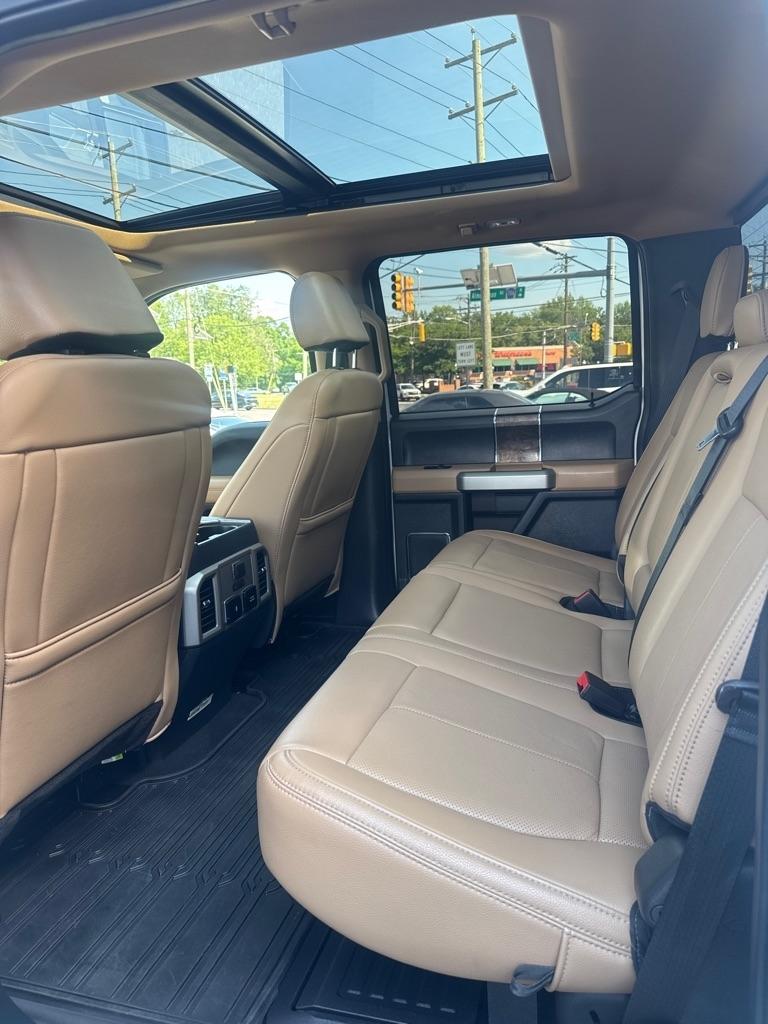 Ford Super Duty F-250 SRW King Ranch 4WD Crew Cab 8' Box 2022