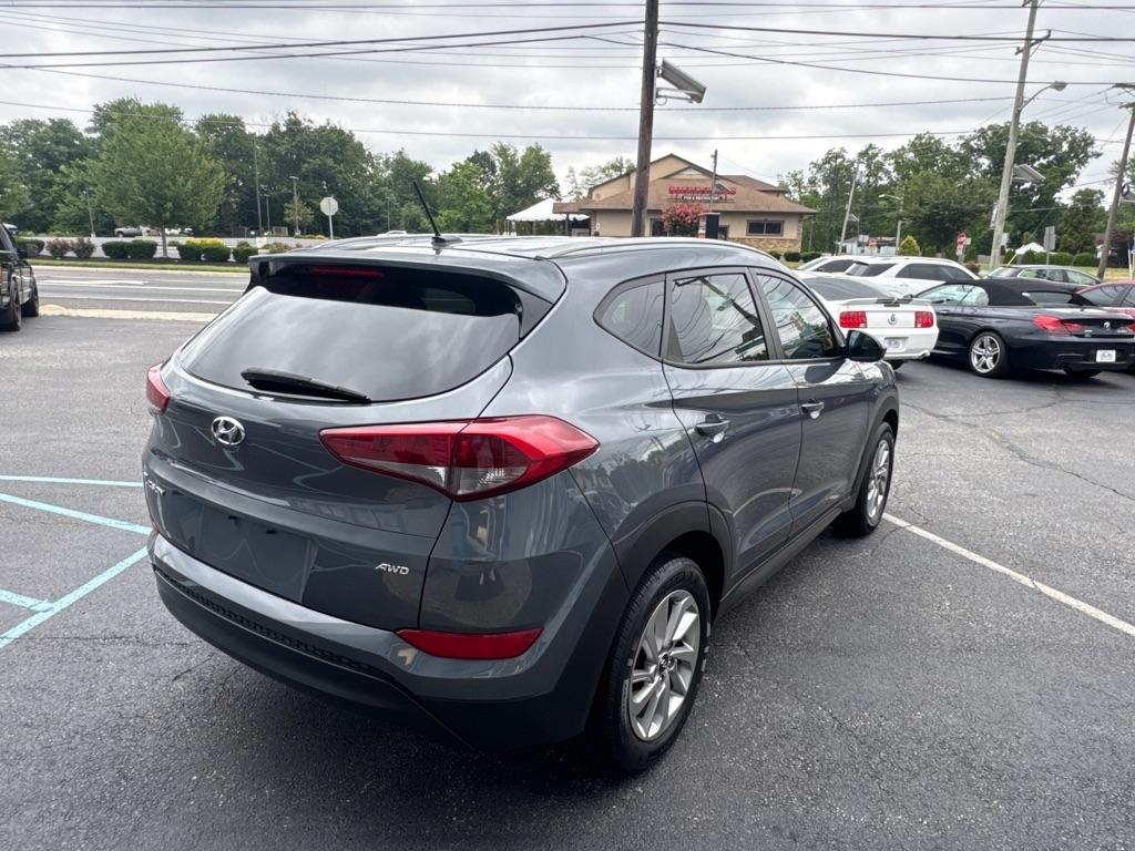 Hyundai Tucson AWD 4dr SE 2016