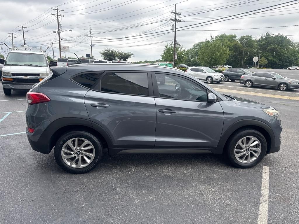 Hyundai Tucson AWD 4dr SE 2016